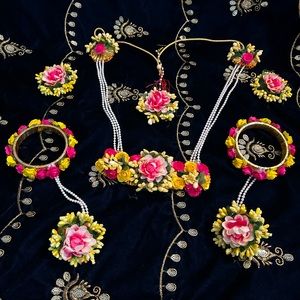 Pakistani Indian Bengali Bridal Flower Jewelry Set